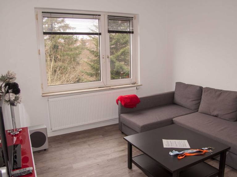 Ölhafen 1OG drei Wohnungen in einem Haus
