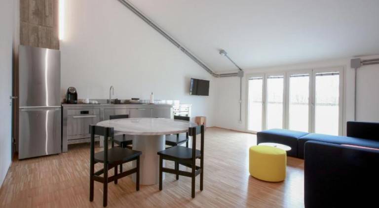 Pleasant rental apartment with patio | Pets allowed — photo 4
