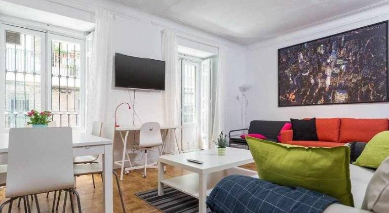 Apartment | Next to Puerta del Sol — photo 2