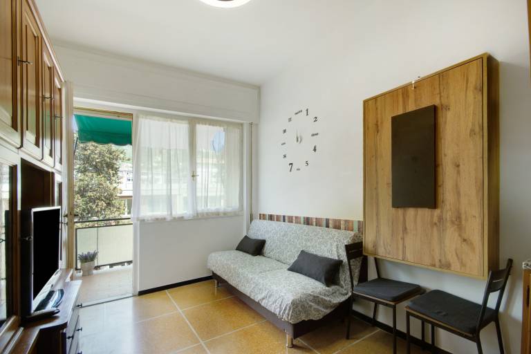 Apartment "Casa Dica" with Balcony & Wi-Fi in Rapallo