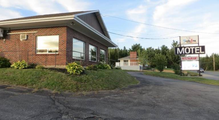 Fundy Line Motel — photo 2