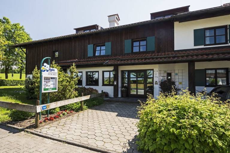 Ferienhaus  Roßhaupten