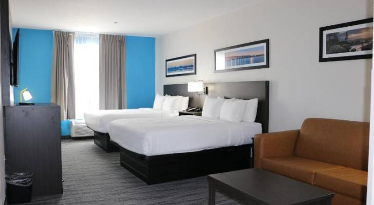 Quality Inn & Suites — photo 2