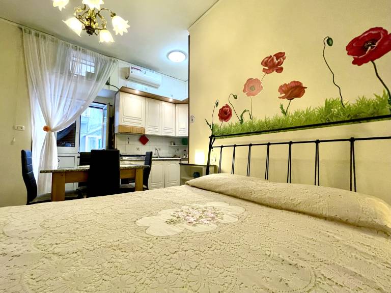 Apartment | Close to Galleria Umberto I — photo 5