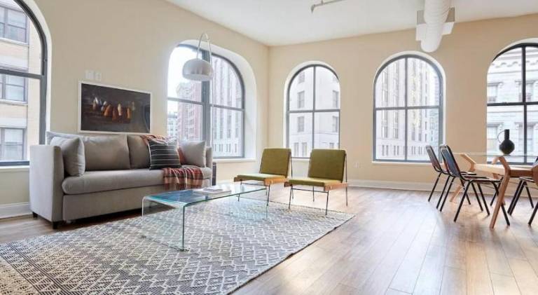 Spacious 2br FIDI District Centrally Located in Boston, MA