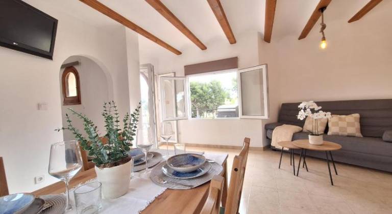 Apartment with pool | Pet-friendly — photo 3