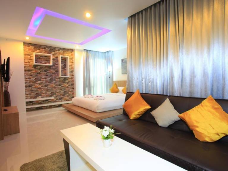 @Buasri by Ohm Residence in Patong