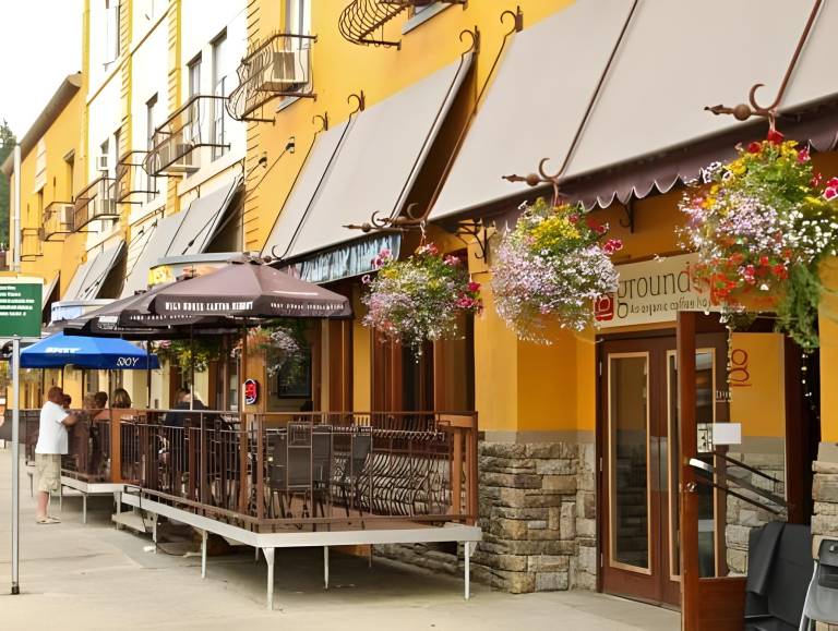 Adventure Hotel in Nelson, BC