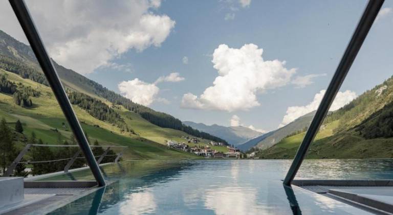 Hotel Neuhintertux 4 Sterne superior — photo 4