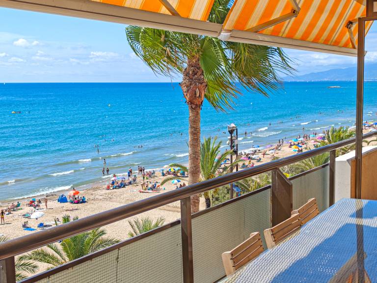 Lovely rental apartment with patio | Beach nearby | Dogs allowed — photo 2