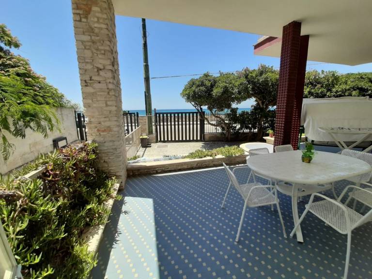 House with garden | Panoramic view | Next to the beach | Pets allowed in Porto Cesareo