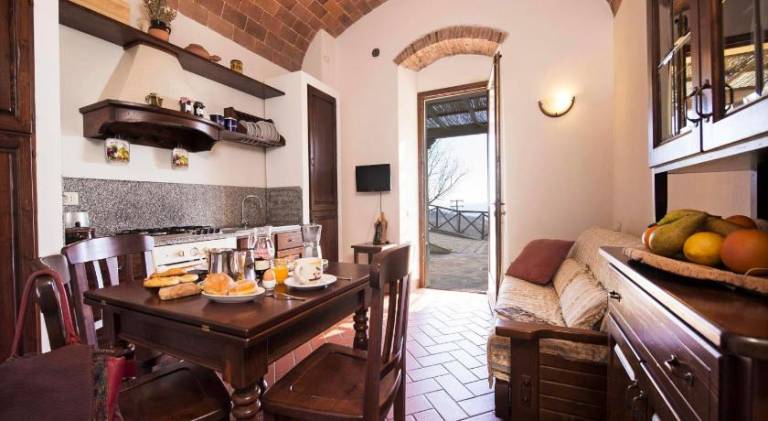 Lovely vacation home with barbecue, terrace & pool | Dogs allowed — photo 3