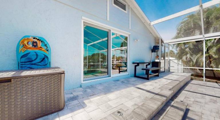 Vacation home with pool | Pet-friendly — photo 5