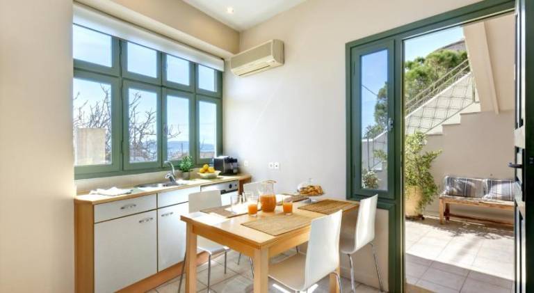 Wonderful rental apartment with patio | Beach nearby | Dogs allowed — photo 4