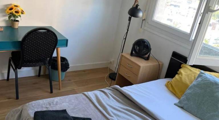 Chambre avec vue panoramique in Vanves