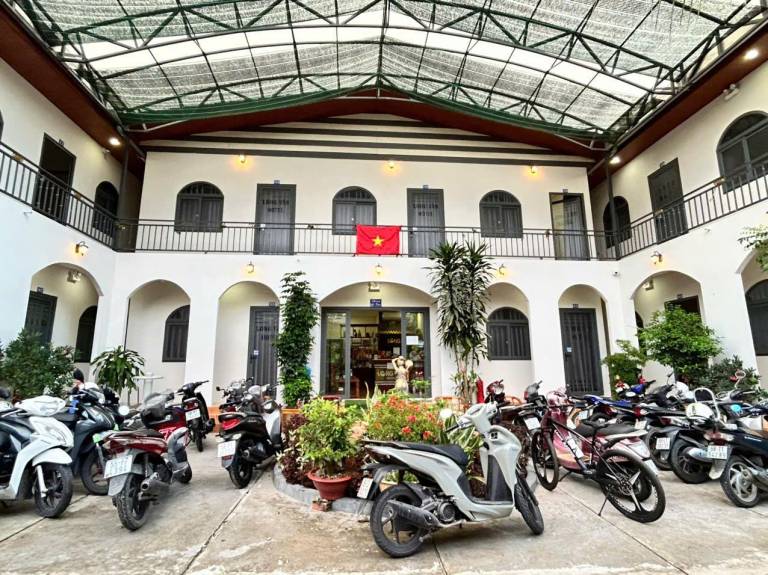 Beautiful serviced apartment with garden & terrace | Pets allowed in Phu Quoc