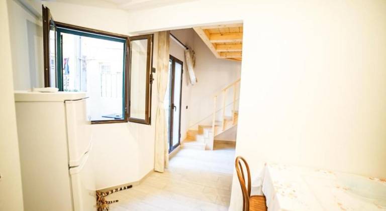 Holiday apartment with 1 room for 4 persons in Sanremo