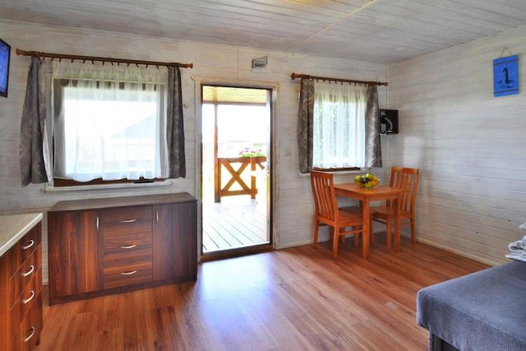 Family-oriented house with grill, terrace & yard | Pets are welcome — photo 2