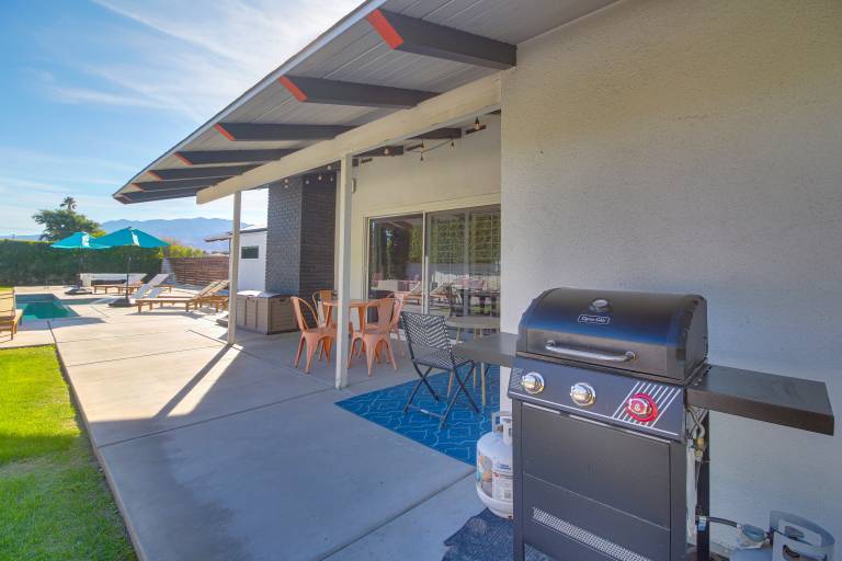 Pet-Friendly Palm Springs Oasis w/ Private Pool! — photo 2