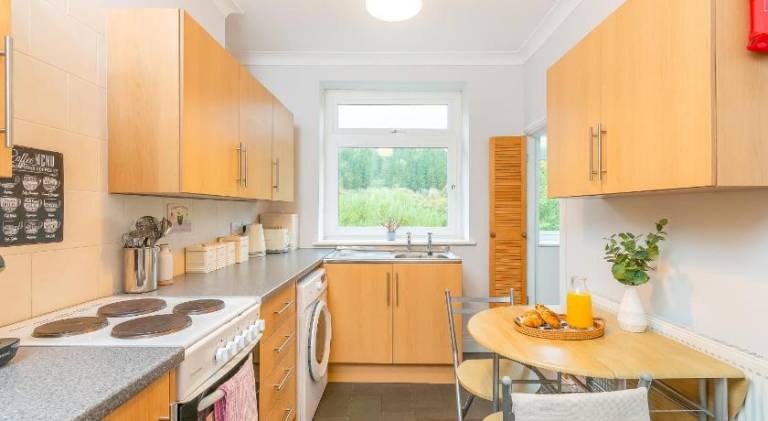 Rental apartment with 2 rooms for 5 persons — photo 3