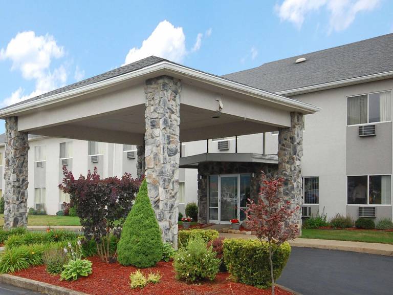 Econo Lodge Painted Post - Corning in Painted Post, NY