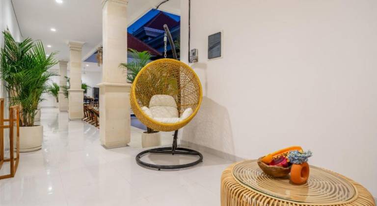 Family-friendly villa with private pool, terrace & barbeque | Good for workation | Pet-friendly — photo 5