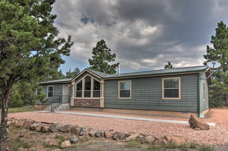 Secluded Boulder House Next to National Forests