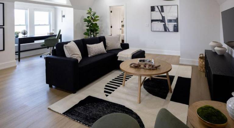 Excellence by Urooms Apartments Near NYC and Newark Airport with Parking — photo 2