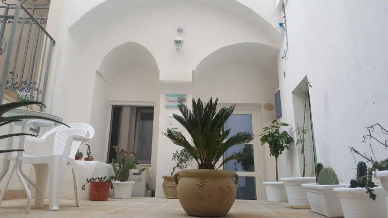 Rental apartment with patio | Pet-friendly — photo 5