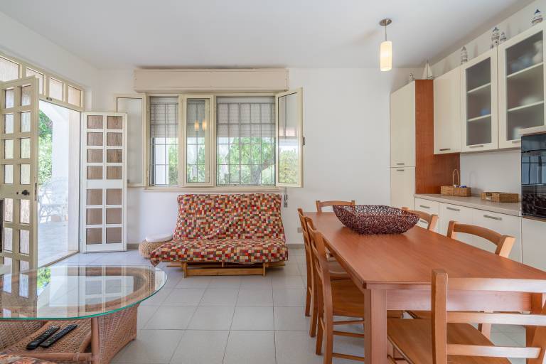 Villa with grill, terrace & fast internet | Pet-friendly — photo 5