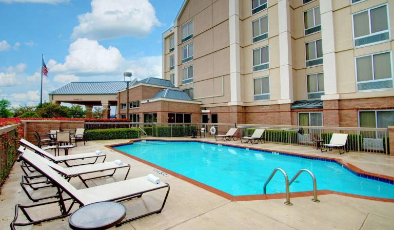 Hampton Inn & Suites N. Ft. Worth-Alliance Airport — photo 5