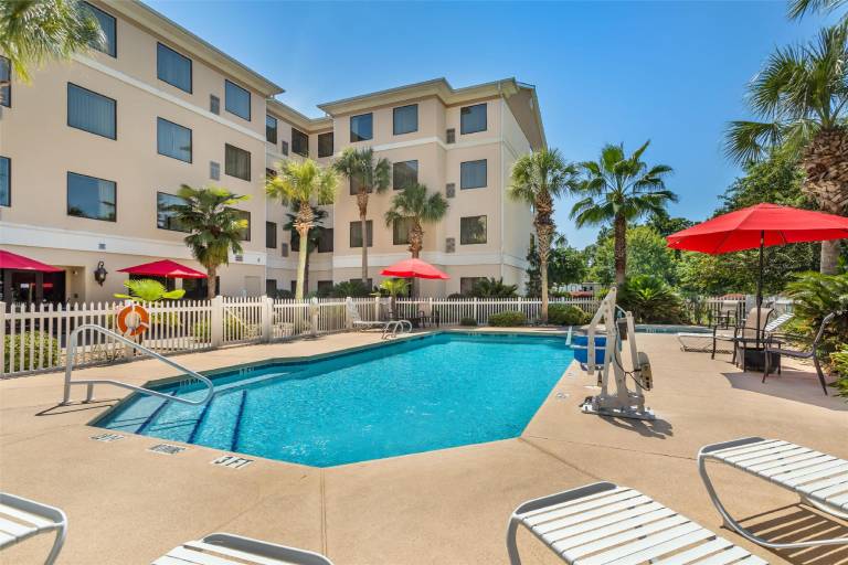 Best Western Plus Valdosta Hotel & Suites — photo 2