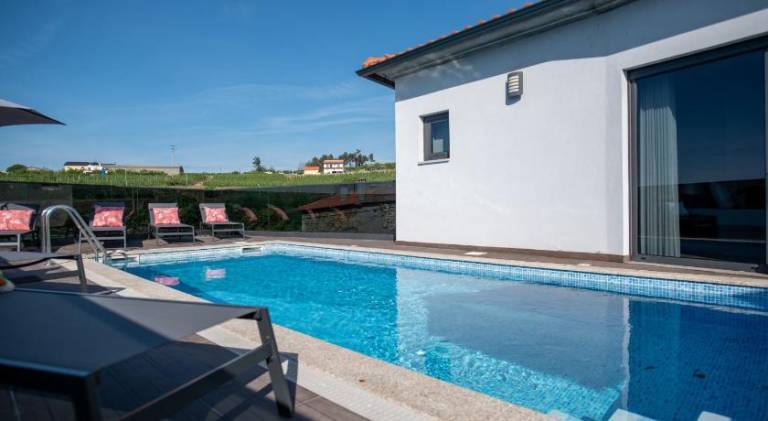 210 m&sup2; Villa