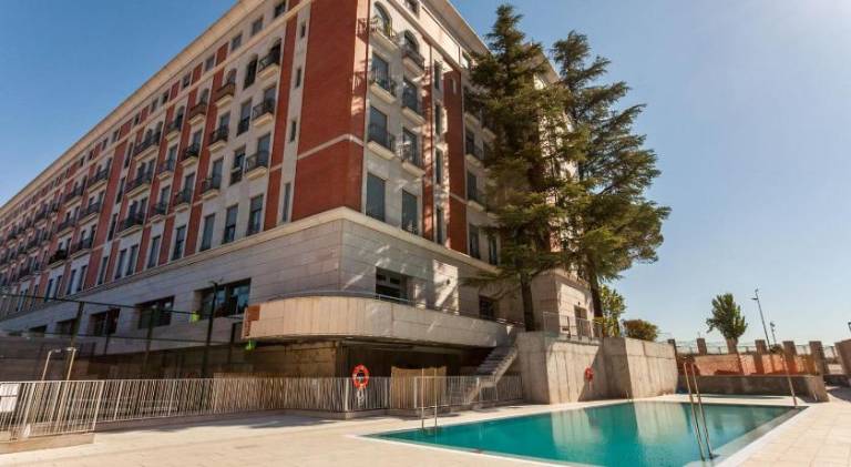 Avenida de San Luis 25, Design and comfort in the true style of Madrid, Book your getaway now! — photo 5