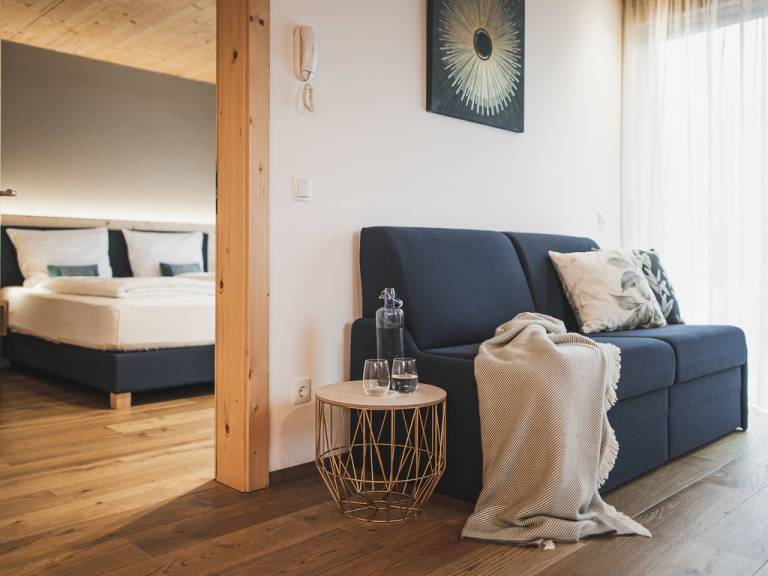 Ferienwohnung mit Hund in Brixen für max. 4 Personen Ferienwohnung mit Hund in Brixen für max. 4 Personen