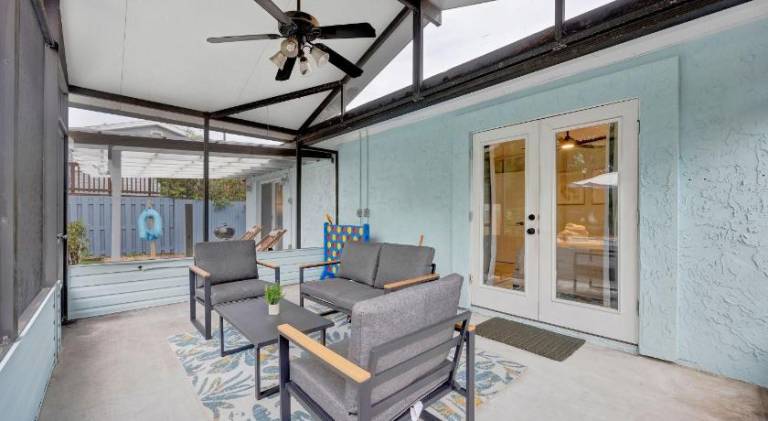 Lovely vacation home with pool | Pet-friendly — photo 5