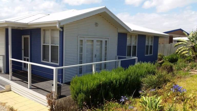 House  Encounter Bay
