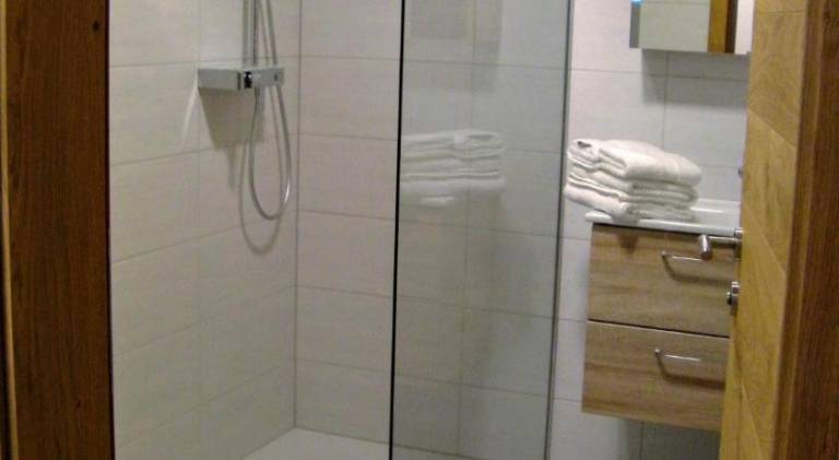Serviced apartment with garden & terrace — photo 2