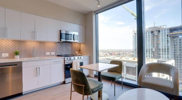 Sojourn Rosslyn Gym Pool Rooftop & Free Parking in Arlington, VA