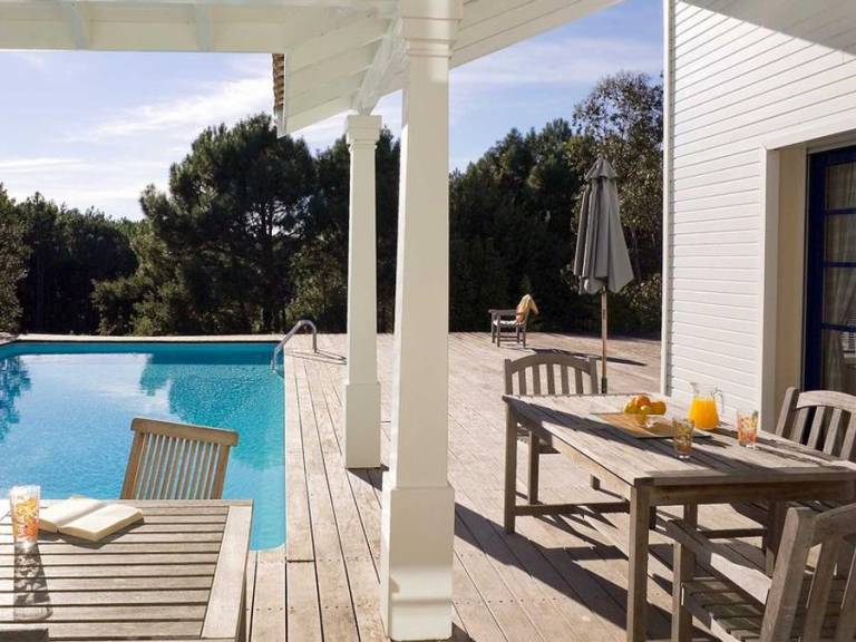 Villa with private pool & terrace | Pets allowed — photo 2