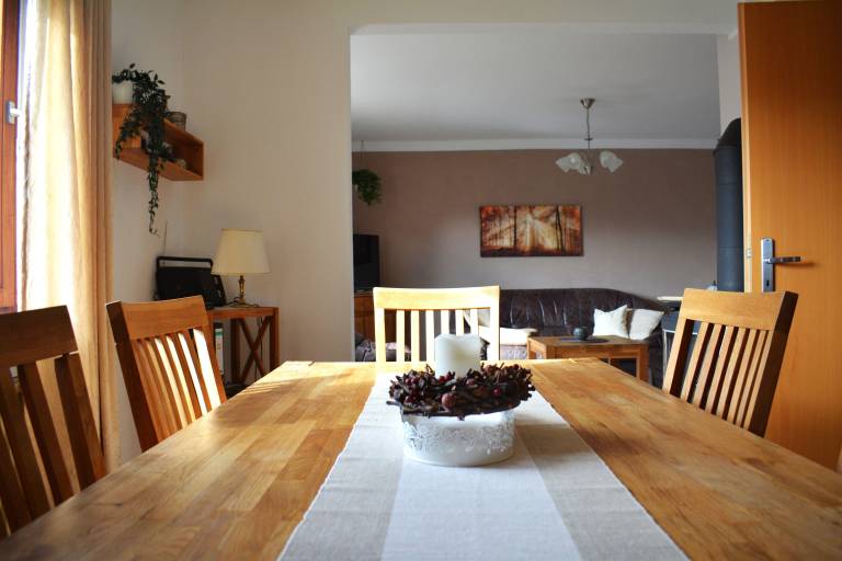 Family-oriented vacation home with patio, yard & barbeque | Pets allowed — photo 5