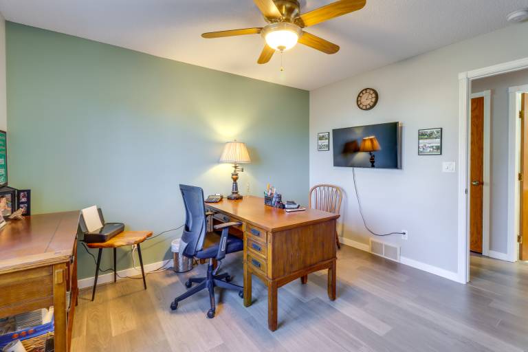 Work & Play: Pet-Friendly Fargo Home 6 Mi to Dtwn — photo 3