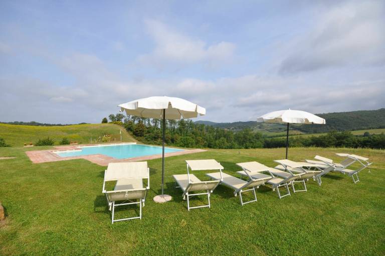 Family-oriented villa with terrace, private pool & barbecue | Dogs allowed — photo 5