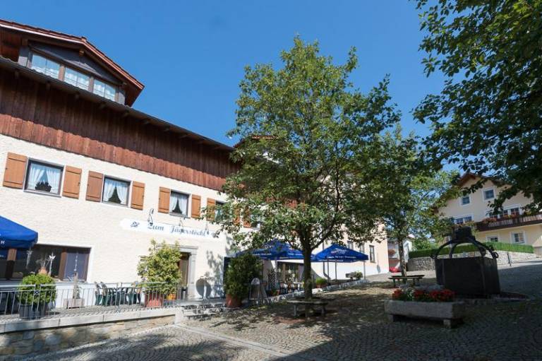 mit Hund in Haus i.Wald, Grafenau für max. Personen mit Hund in Haus i.Wald, Grafenau für max. Personen