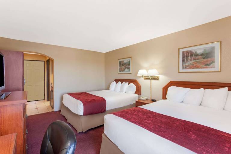 Motel  West Fresno