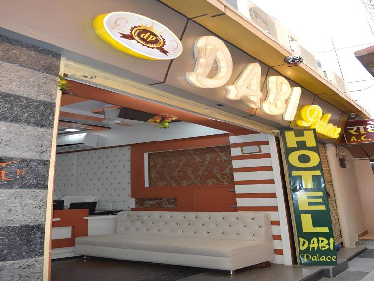 Dabi Palace