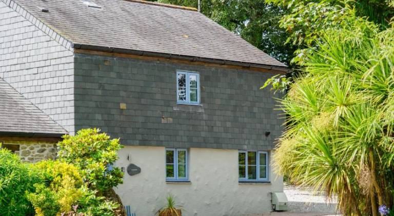 House with jacuzzi & pool | Good for workation in Falmouth