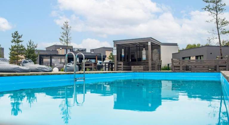 Rental apartment with terrace & pool — photo 3