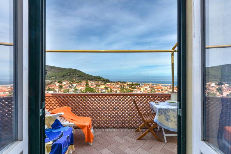 Holiday Home 'Appartamento Belvedere' with Sea View, Private Terrace and Wi-Fi in Marciana