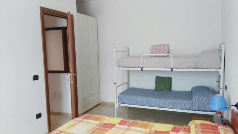 Holiday apartment with yard — photo 5